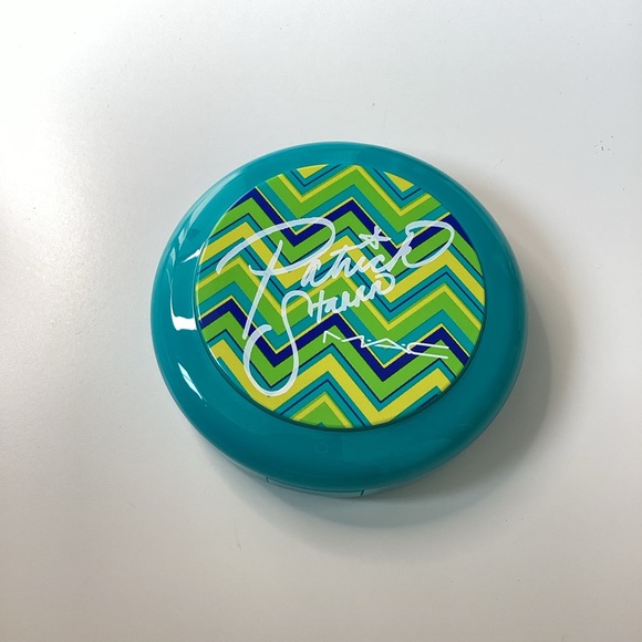 M.A.C. x Patrick Starrr Opalescent Face Powder, Hot and Heavy - Picture 6 of 6